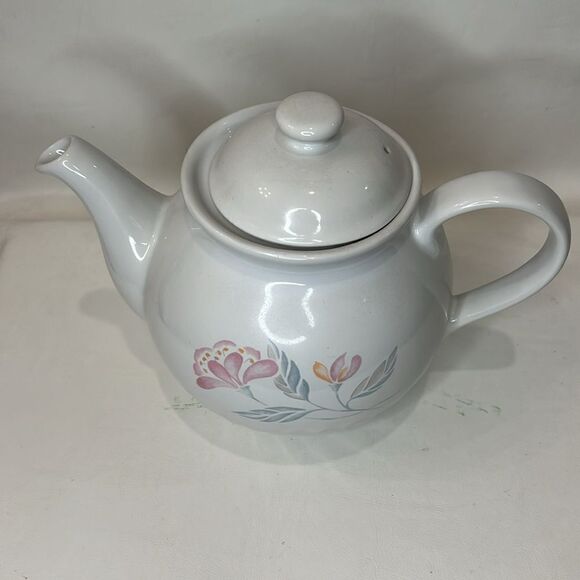 Corelle Coordinates Stoneware Tea Pot With Lid Handle Spout Floral Feminine Pink - Picture 3 of 6